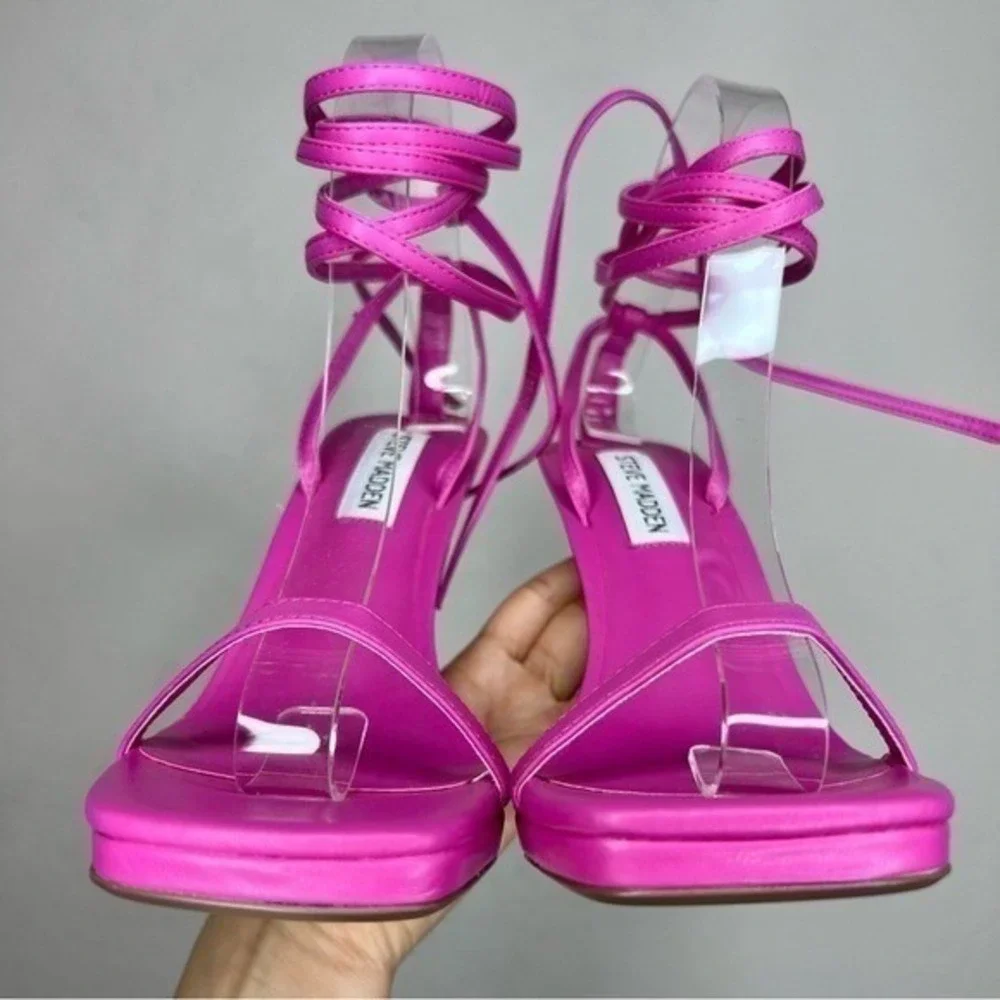 STEVE MADDEN Lafayette‎ Strappy Heels. Size 7.5